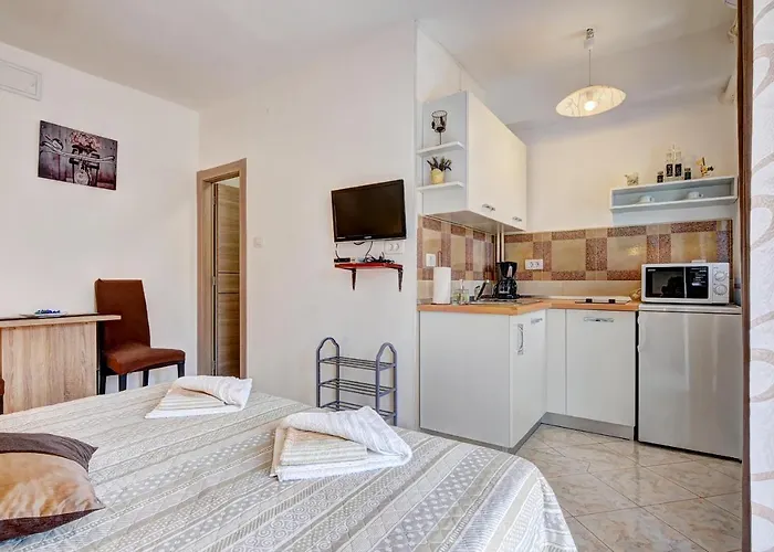 Apartments Kajfes
