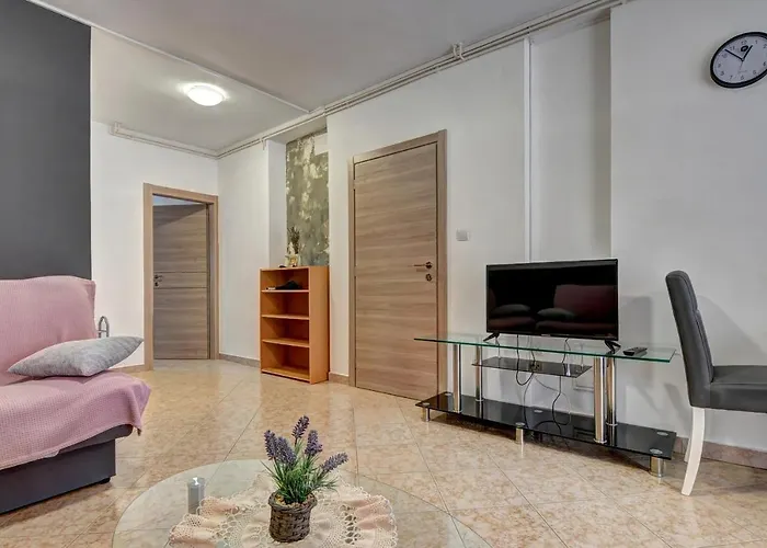 Apartments Kajfes