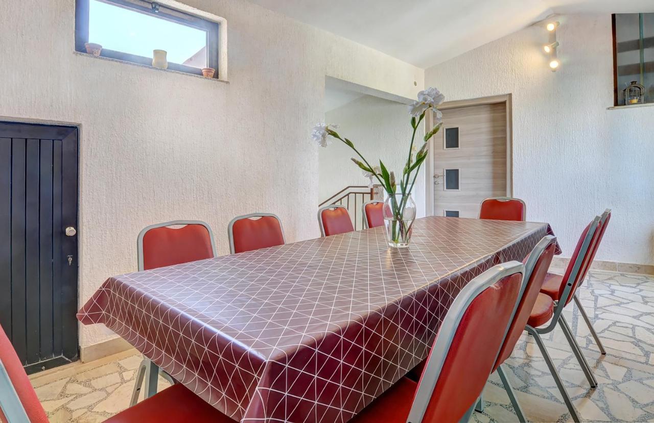 Apartments Kajfes *